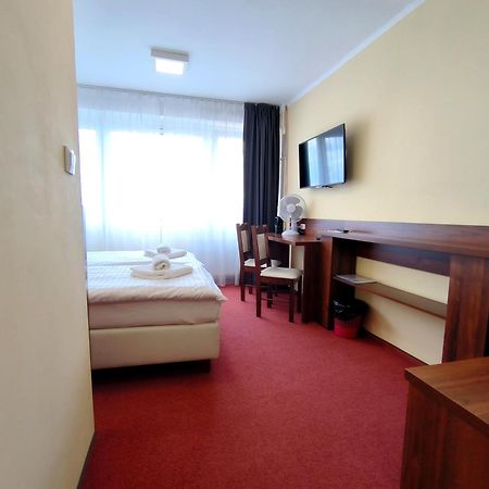 Hotel Sill Kielce Dış mekan fotoğraf