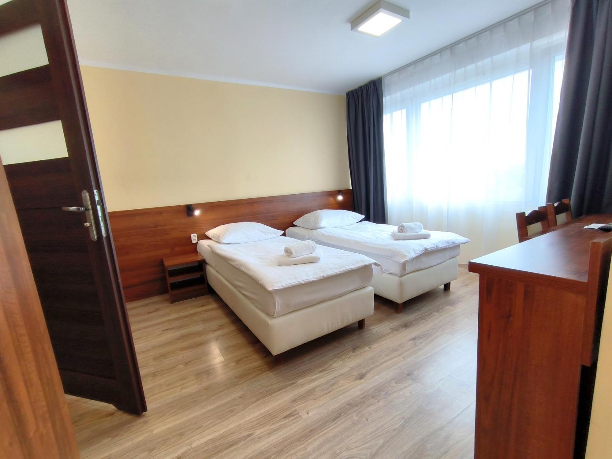 Hotel Sill Kielce Dış mekan fotoğraf