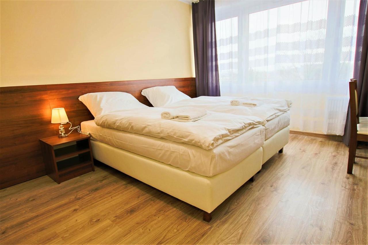 Hotel Sill Kielce Dış mekan fotoğraf